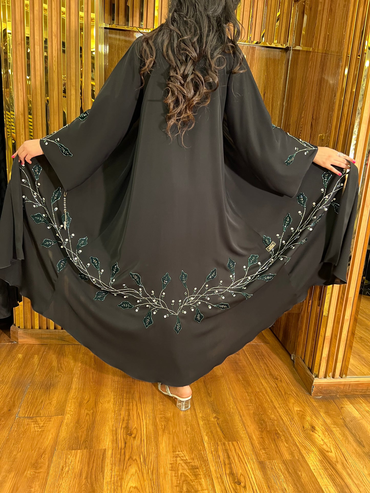 Nida fabric abaya