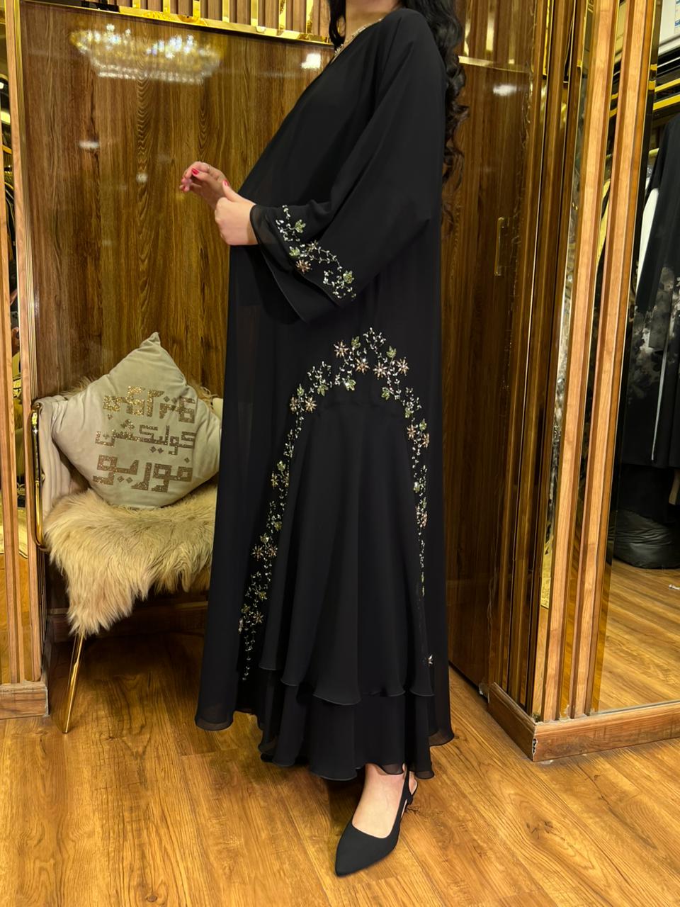 Elegant abaya